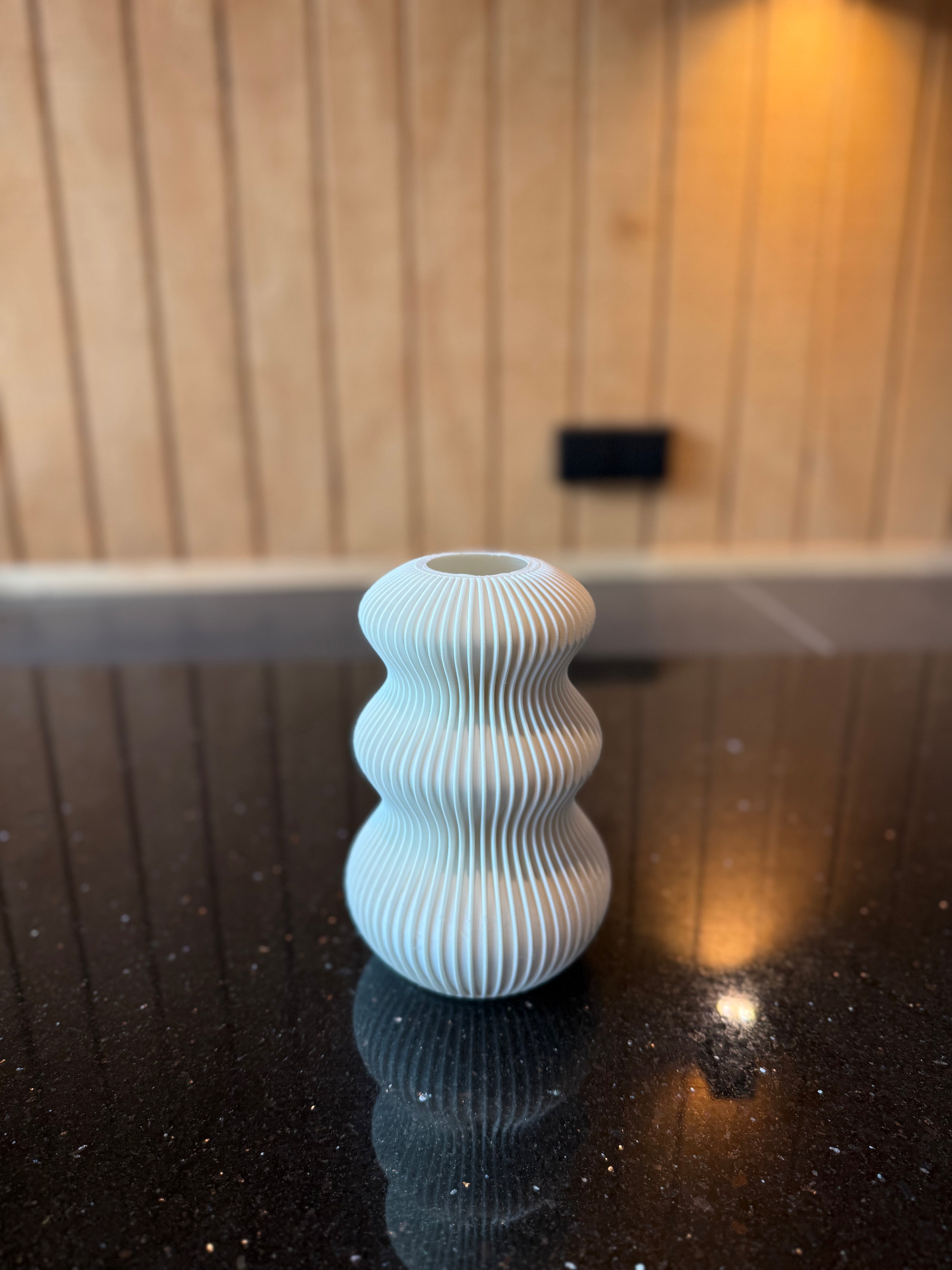 Triolam Vaas – Moderne design vaas met organische vorm